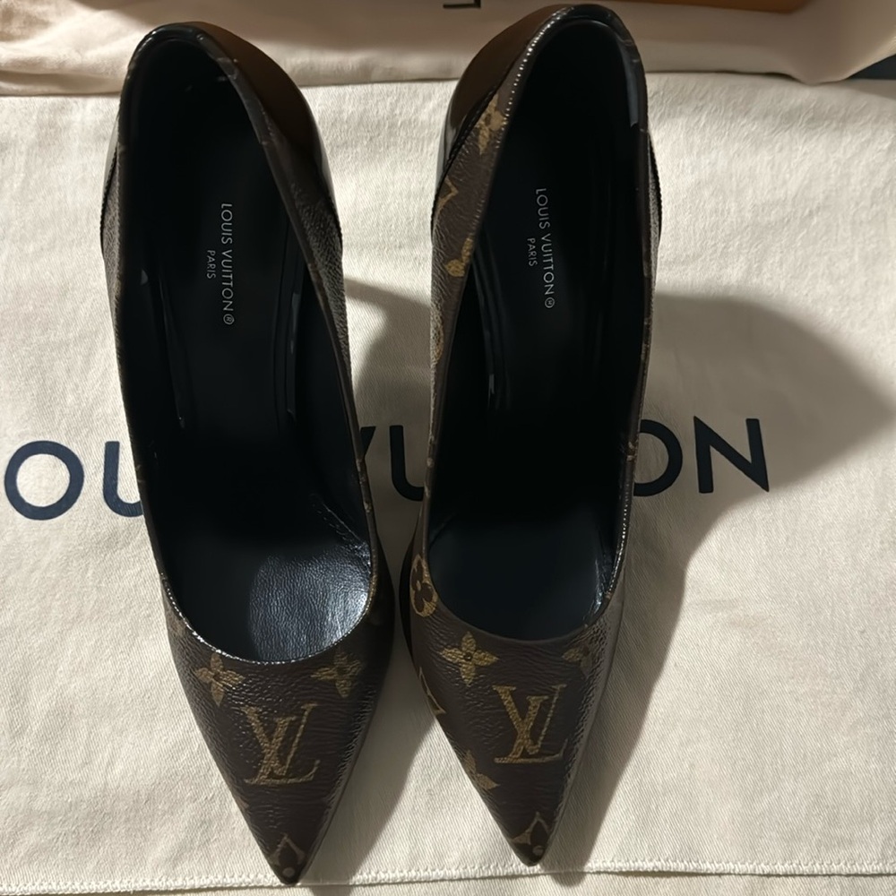 Louis Vuitton Cherie Leather heels - Picture 1 of 9
